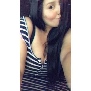 Meet your Posher, Manuela